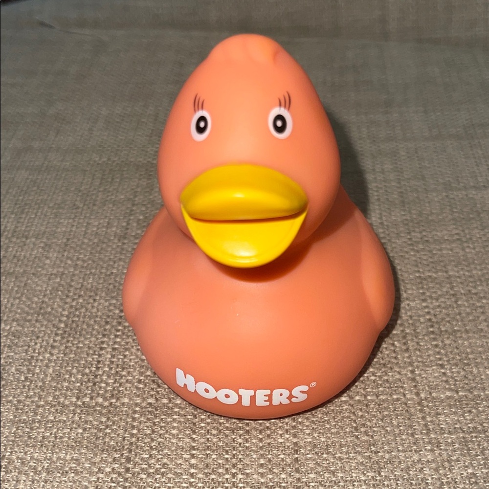 Hooters Bright Orange Duck